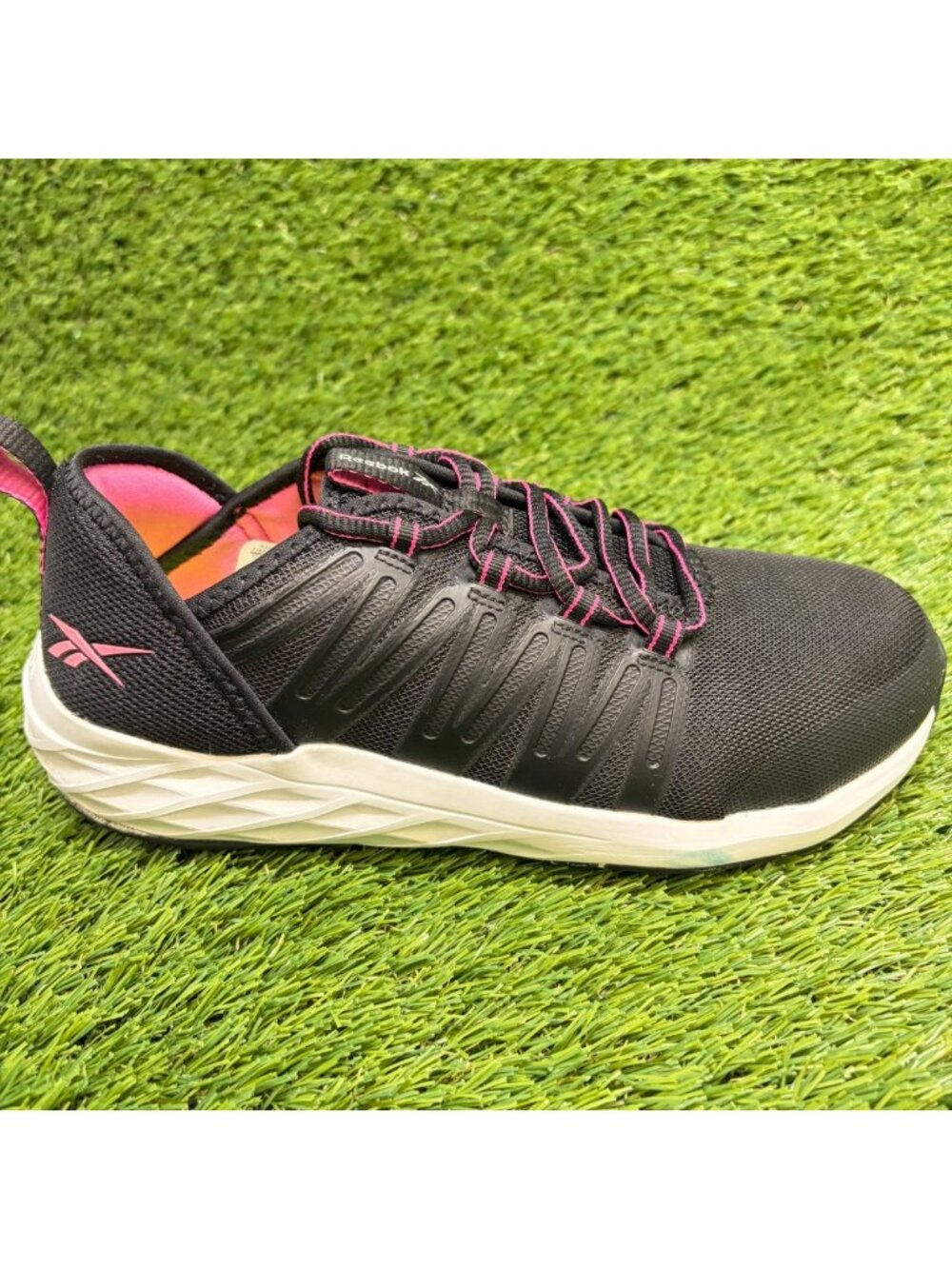 Reebok Astroride Womens Size 7 Black Pink Athletic Steel Toe Safety Work Shoes